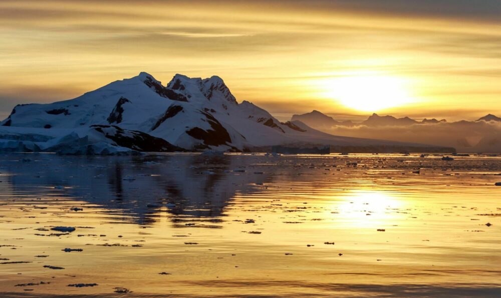 Lamaire channel sunset
