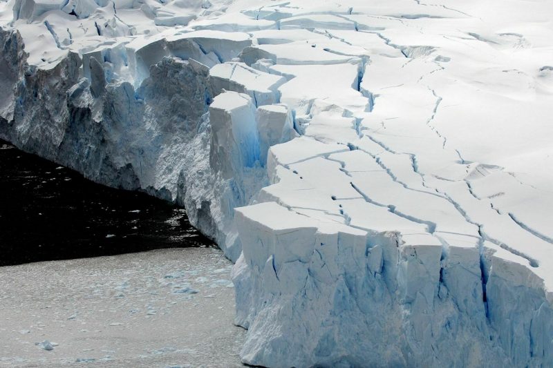 massive glacier calving