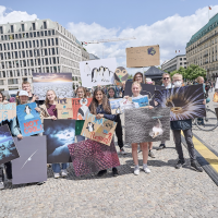 Rally for Antarctica, May 2022. Brandenburg Gate, Berlin. Photo: Saskia Uppenkamp.