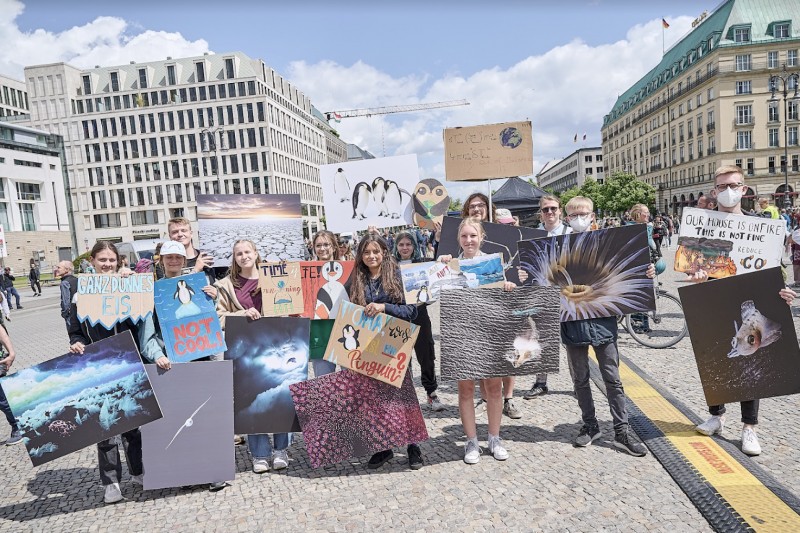 Rally for Antarctica, May 2022. Brandenburg Gate, Berlin. Photo: Saskia Uppenkamp.